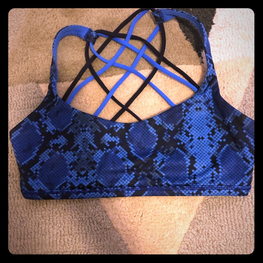 Blue snake print lululemon sports bra size 6